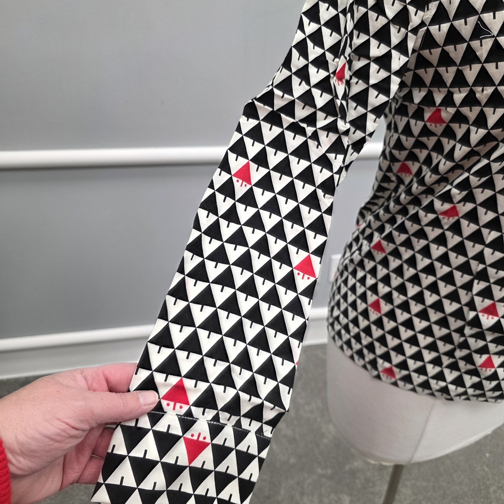 J. McLaughlin Black and White Hidden Santa Pajamas - Picture 6 of 12